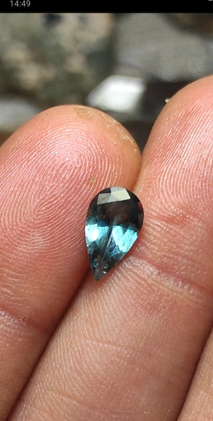 Serendibites-Menouthiasite two gemstone from 🇲🇬