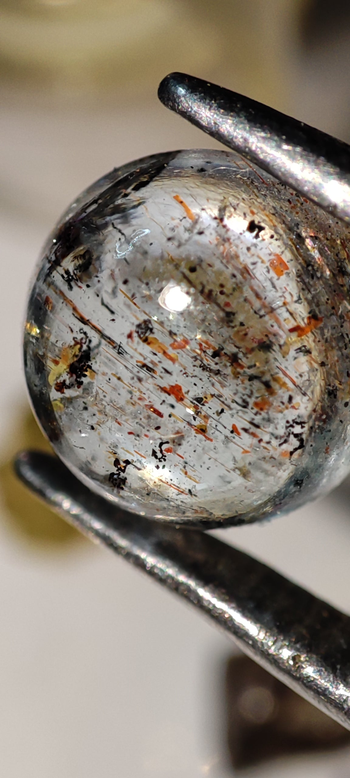 Rare Acquamarina Adamantium Cat-Eyes ilmenite/graphite inclusion from 🇲🇬