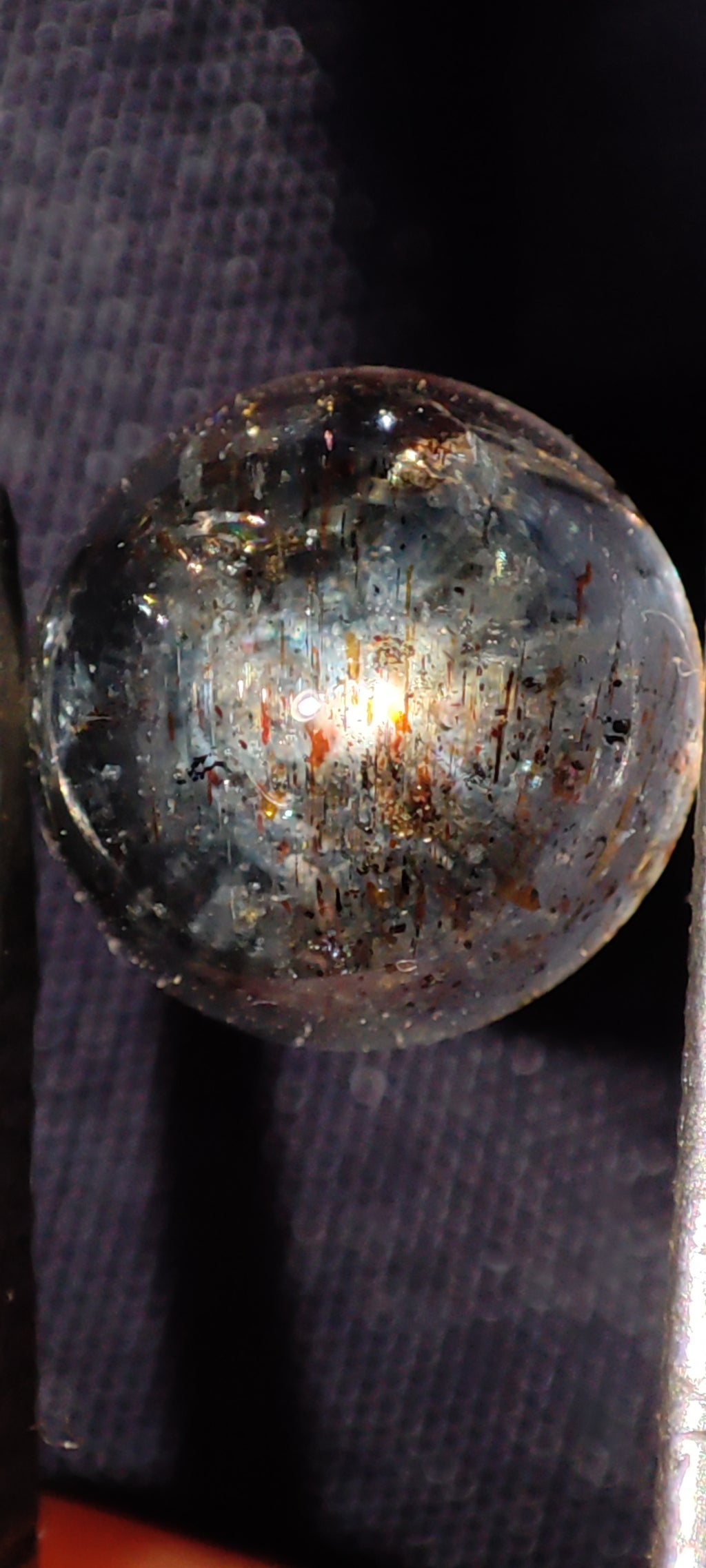 Rare Acquamarina Adamantium Cat-Eyes ilmenite/graphite inclusion from 🇲🇬