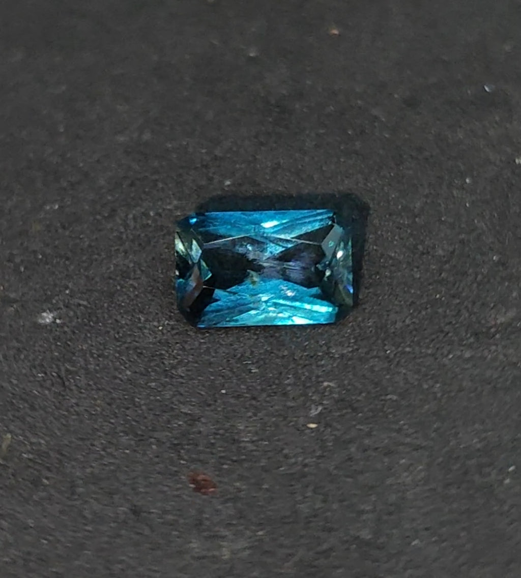 Serendibite menouthiasiste from 🇲🇬