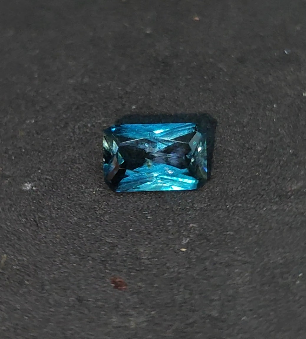 Serendibite menouthiasiste from 🇲🇬